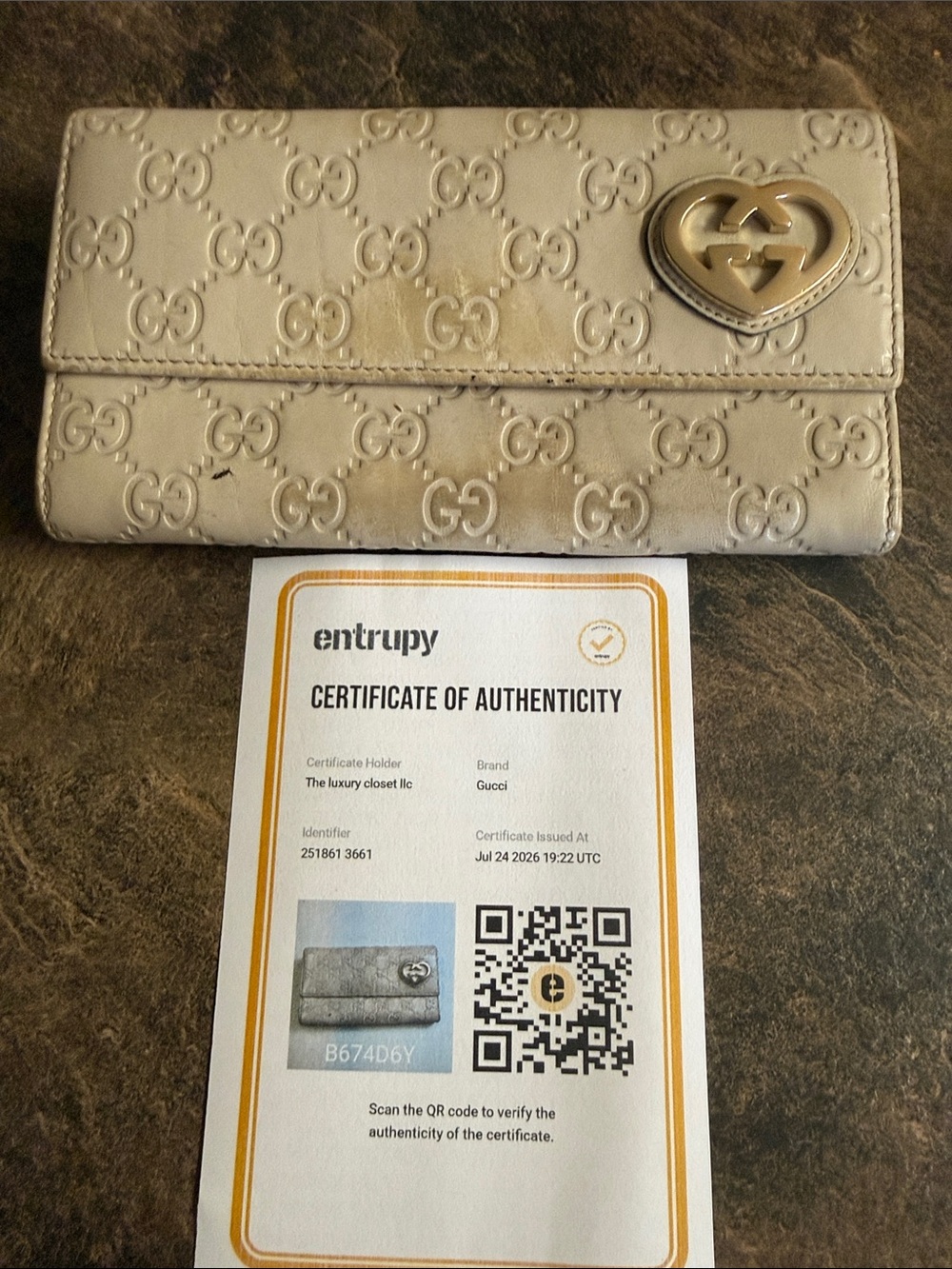 Gucci Embossed GG Heart-Accent Continental Wallet